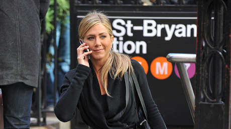 Ya no son 'Friends': jubilado ruso transfiere una gran suma a una falsa Jennifer Aniston