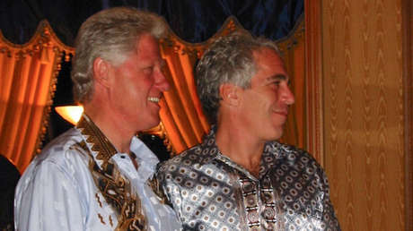 FOTOS: La Administración Trump publica cientos de miles de archivos de Epstein