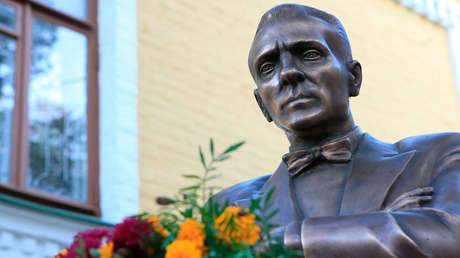 Ucrania desmantelará monumento a un legendario escritor nacido en Kiev