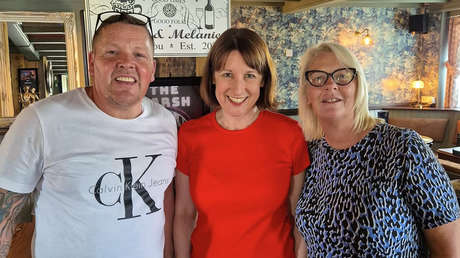 "Clientela bastante satisfecha": Política británica queda vetada de un bar