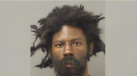 Mujer muere apuñalada sin motivo aparente en una librería de una reconocida cadena de EE.UU