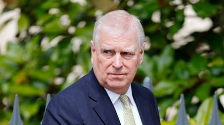 El expríncipe Andrés visitó un país andino para reunirse con "chicas", según archivos de Epstein