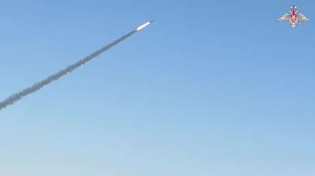 Sin posibilidad de escapar: la defensa aérea rusa derriba un dron enemigo en pleno vuelo (VIDEO)