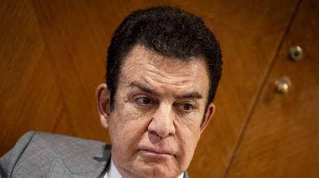 Nasralla: "No aceptamos una declaratoria que dé como ganador a un candidato sin respuestas a 10.000 urnas"