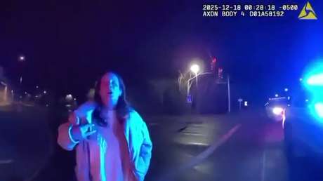 "¿Sabe quién soy, verdad?": dirigente demócrata de EE.UU. es arrestada por conducir ebria (VIDEO)