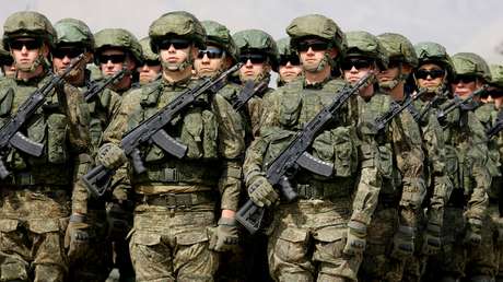 Putin: La experiencia del operativo especial le da forma a la "nueva apariencia" de las FF.AA. de Rusia