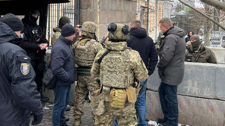 "Va a 'limpiar el aire'": enviado de Putin se burla de Zelenski por nuevo escándalo de corrupción