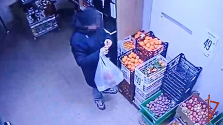 Fiesta de Fin de Año frustrada: detienen a hombre por robar en un supermercado cerrado (VIDEO)