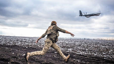 Lavrov: Kiev intentó atacar con más de 90 drones una residencia oficial de Putin