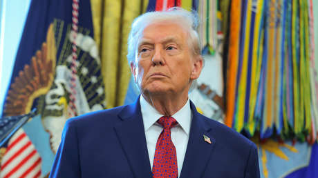 Poderoso referente de MAGA lanza un dardo contra Trump