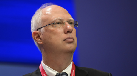 Enviado de Putin se burla de la "Europa woke" por financiar "lavado de cerebros" vía ONG