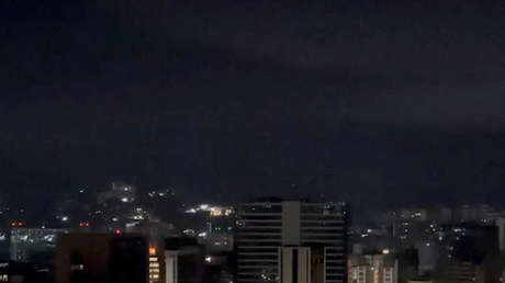 IMÁGENES de RT ante ruido de aviación en Caracas