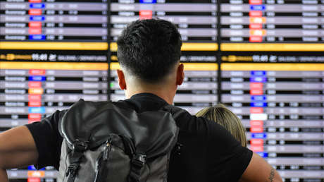 EE.UU. insta a sus ciudadanos a no viajar a Venezuela y a abandonarla "inmediatamente"