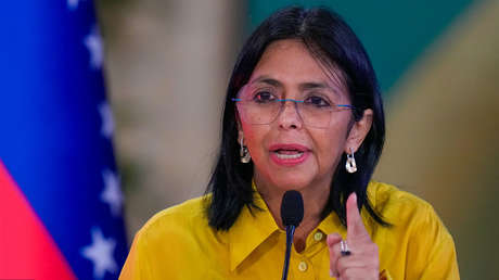 "Exigimos prueba de vida del presidente Maduro y de la primera dama": Delcy Rodríguez tras agresión a Venezuela