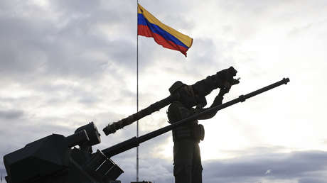 Venezuela afirma que si algo le ocurriese a Maduro, las FANB están activadas para resguardar el país