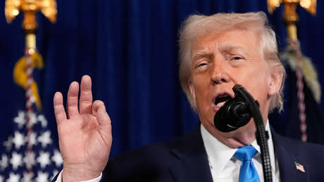 Preguntan por sus críticas a la invasión a Irak en el contexto de Venezuela y Trump responde