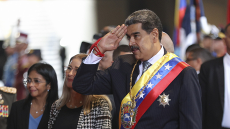 Venezuela ratifica ante la Celac que Maduro sigue ejerciendo su mandato