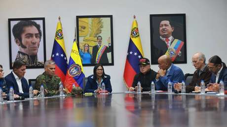 Delcy Rodríguez envía "un mensaje al mundo", Trump amenaza a Venezuela y a otros países (MINUTO A MINUTO)