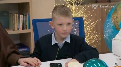 Putin le cuenta a un niño su sueño de la infancia