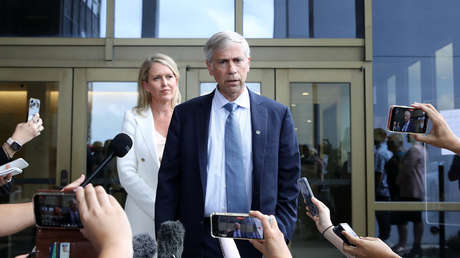 Maduro estará representado por abogado que defendió a Assange