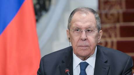 No estrechar la mano y huir: Lavrov describe "situaciones vergonzosas" de Occidente en sus intentos de aislar a Rusia
