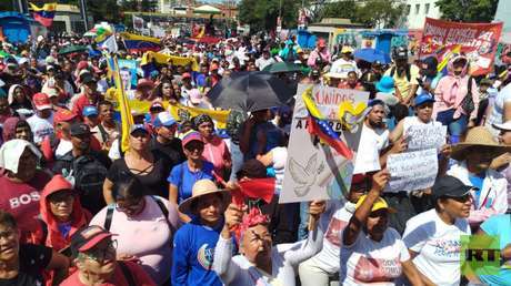 Más de 5.000 comunas se movilizan en Venezuela para exigir la liberación de Maduro y Cilia Flores