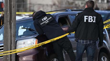 VIDEO: Mujer "usa su vehículo como arma" contra agentes del ICE en Minneapolis