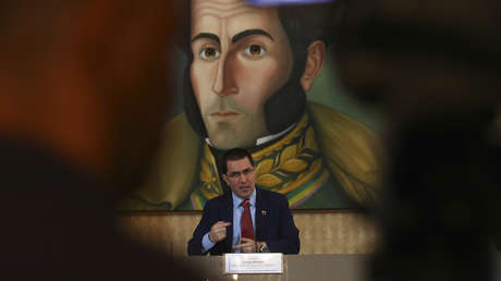 Jorge Arreaza: "Las bombas imperialistas no harán sino profundizar la Revolución Bolivariana"