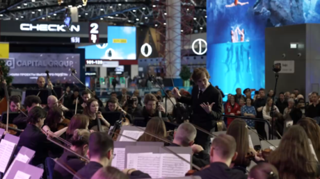 'El Cascanueces' siempre a la altura: aerolínea rusa regala inolvidables momentos musicales a sus pasajeros (VIDEO)