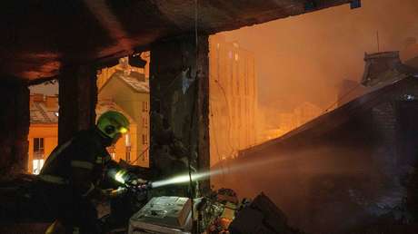 El alcalde de Kiev llama a los residentes a abandonar la capital