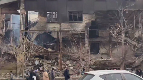 VIDEO: Imágenes de destrucción de un edificio gubernamental en Teherán
