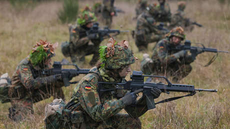 "Esquizofrénico": renace el temor de Francia frente al rearme alemán, según Bloomberg