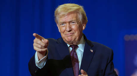 Trump: "Patriotas iraníes, ¡sigan protestando!, ¡tomen el control de sus instituciones!"