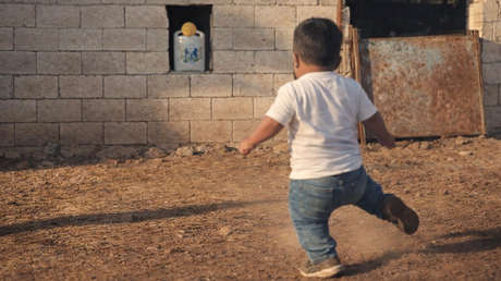 VIDEO: Hombre turco de baja estatura conquista la Red