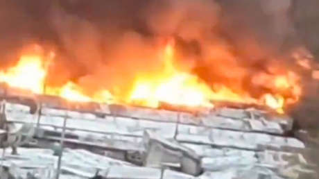 Gran incendio en un icónico barrio de Seúl (FOTOS, VIDEOS)