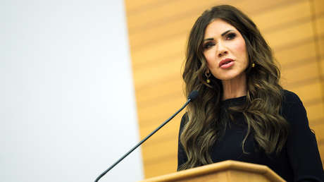 "Sus pastillas para la esquizofrenia": la respuesta de la Administración Trump a acusación sobre uso de supuesto eslogan nazi