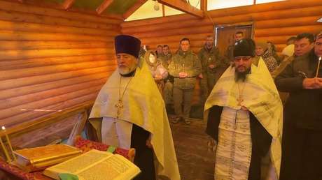 VIDEO: Así celebran soldados rusos la Epifanía ortodoxa
