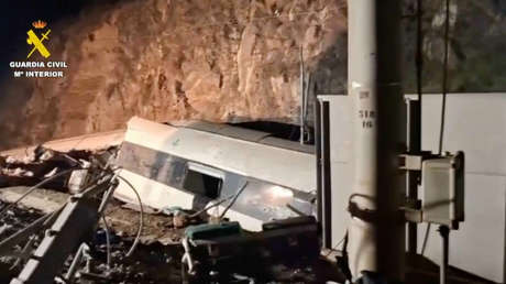 Nombran la posible causa del siniestro de 2 trenes que ha dejado 39 muertos en España