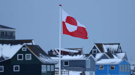 Trump evita responder si usaría la fuerza militar para anexarse Groenlandia