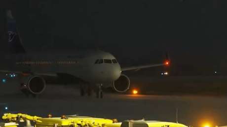 VIDEO: Una "contribución sustancial" de tropas danesas aterriza en Groenlandia en medio de tensiones