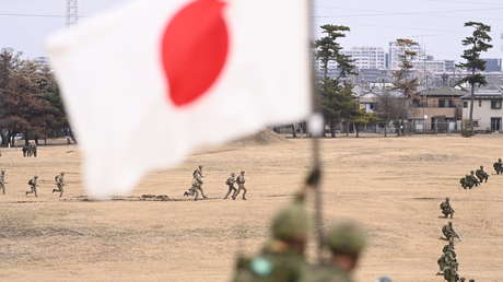 Lavrov se pronuncia sobre la posible militarización de Japón