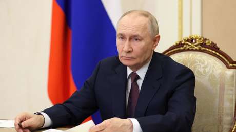 Putin: Dinamarca siempre ha tratado a Groenlandia con dureza, como una colonia