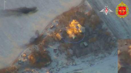 VIDEO: Artillería rusa arrasa con puntos de control de drones ucranianos