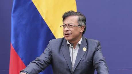 Petro se pronuncia sobre la suspensión de la venta de energía a Ecuador