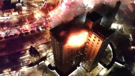 VIDEO: Masivo incendio en un edificio residencial de Nueva York