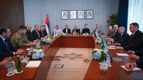 Finalizan las negociaciones trilaterales entre Rusia, Ucrania y EE.UU. en Abu Dabi