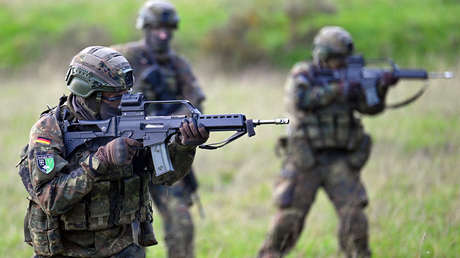 Tucker Carlson explica por qué Alemania teme aumentar el tamaño de su Ejército