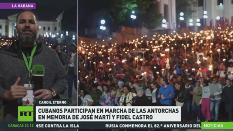 Cubanos participan en Marcha de las Antorchas en memoria de José Martí y Fidel Castro