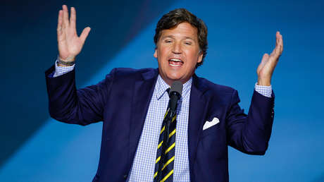 Tucker Carlson advierte sobre la posible desintegración de EE.UU. ante protestas anti-ICE
