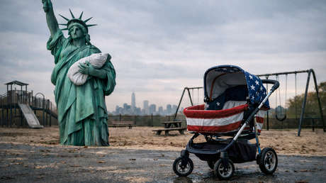 Bloomberg: Población de EE.UU. podría reducirse por primera vez en su historia